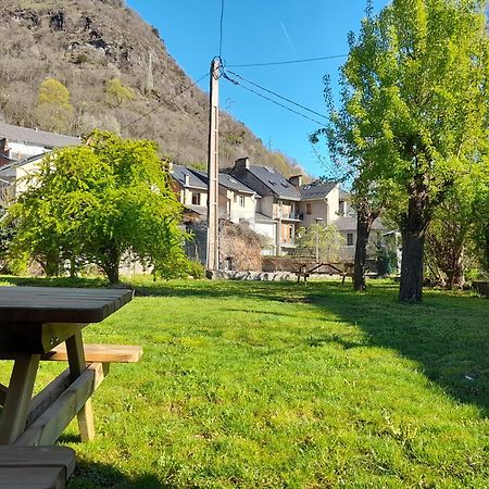 T3 Neuf 65M2 5 Personnes Avec Jardin Au Calme, Menage Inclus, Local Velo Apartment Bagneres-de-Luchon ภายนอก รูปภาพ